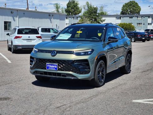 New 2026 Volkswagen Tiguan SE R-Line AWD/4WD image 3