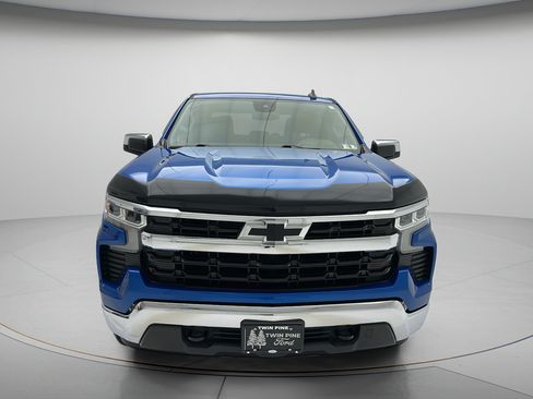 Used 2023 Chevrolet Silverado 1500 LT AWD/4WD image 2