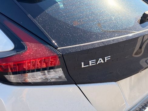 Certified 2022 Nissan Leaf SV Plus FWD image 7