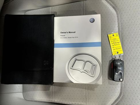 Used 2014 Volkswagen Passat 2.5 SE image 39