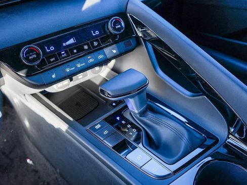 New 2026 Hyundai Elantra SEL Sport Premium image 24