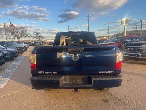 Used 2018 Nissan Titan PRO-4X w/ Pro-4x Convenience Package image 5