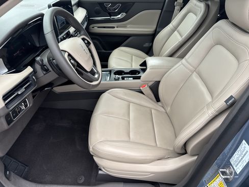 Used 2024 Lincoln Corsair FWD image 5