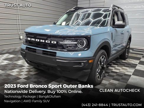 Used 2023 Ford Bronco Sport Outer Banks w/ Tech Package AWD/4WD image 1