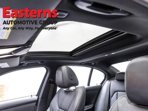 Used 2022 BMW 330i xDrive Sedan w/ M Sport Package image 34