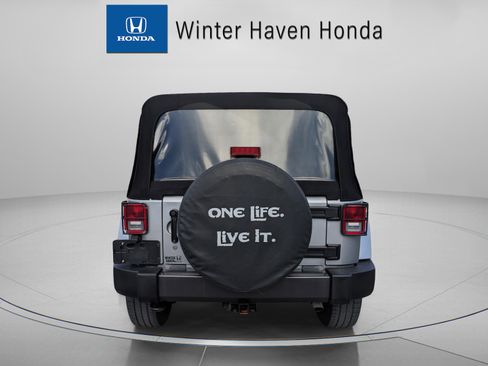 Used 2016 Jeep Wrangler Unlimited Sport image 7