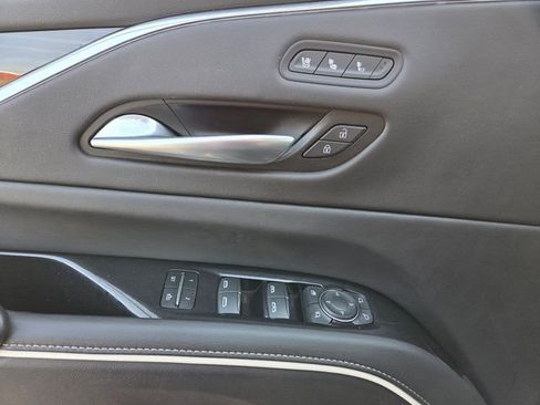 Used 2023 Cadillac Escalade ESV Sport w/ Touring Package image 14