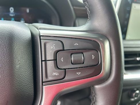 Used 2024 Chevrolet Suburban LT image 19