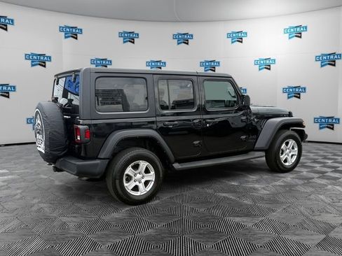 Used 2022 Jeep Wrangler Unlimited Sport AWD/4WD image 5
