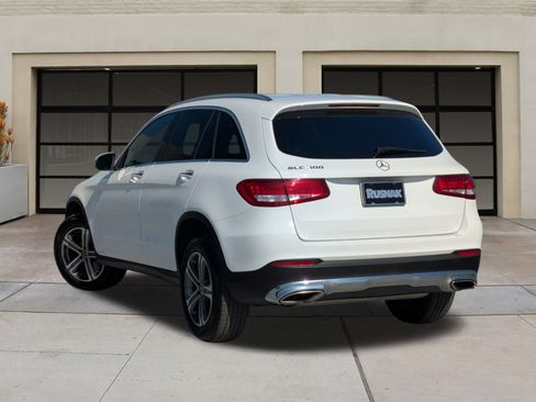 Used 2019 Mercedes-Benz GLC 300 image 2