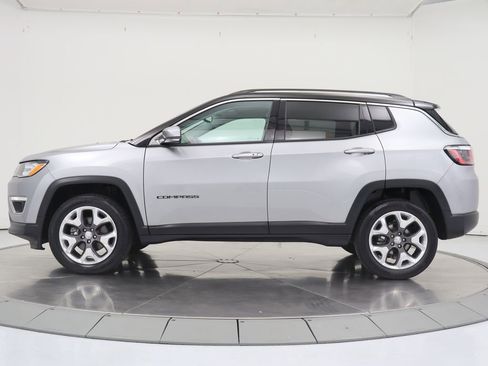 Used 2019 Jeep Compass Limited w/ Safety & Security Group AWD/4WD image 2