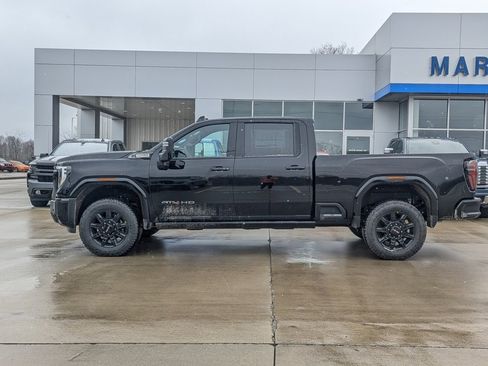 New 2026 GMC Sierra 2500 AT4 w/ AT4 Premium Plus Package image 9