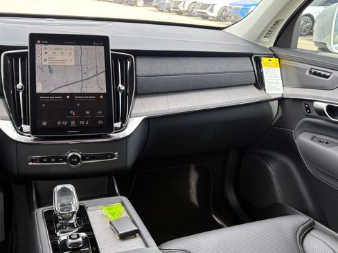 New 2026 Volvo XC90 B6 Ultra image 12