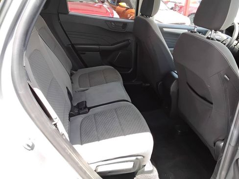 Used 2022 Ford Escape SE FWD image 16