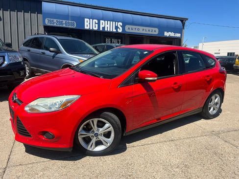 Used 2014 Ford Focus SE FWD image 3