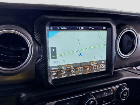 Used 2023 Jeep Wrangler Unlimited Rubicon 4xe w/ Cold Weather Group AWD/4WD image 23