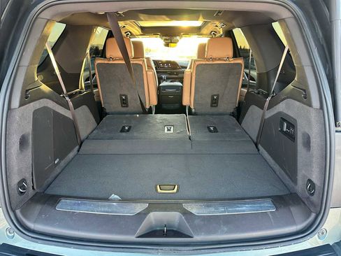 Used 2023 Cadillac Escalade Premium Luxury w/ Performance Package image 14