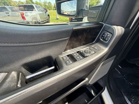 Used 2024 Ford F350 Lariat w/ Lariat Ultimate Package AWD/4WD image 13