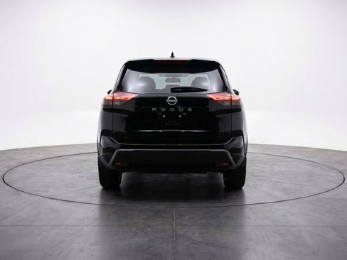 Used 2025 Nissan Rogue SV image 7