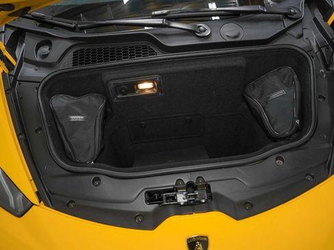 Used 2015 Lamborghini Huracan LP 610-4 AWD/4WD image 45