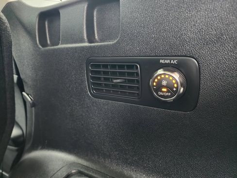 Used 2016 Kia Sorento SX image 18