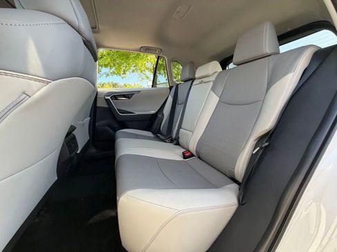 Used 2025 Toyota RAV4 Limited image 6