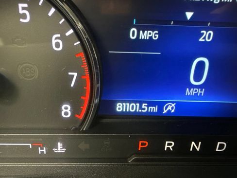 Used 2020 Ford Explorer XLT w/ Equipment Group 202A AWD/4WD image 19