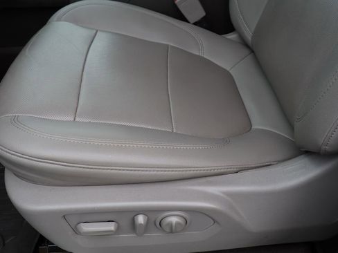 Used 2022 GMC Sierra 1500 SLT w/ SLT Premium Plus Package image 21