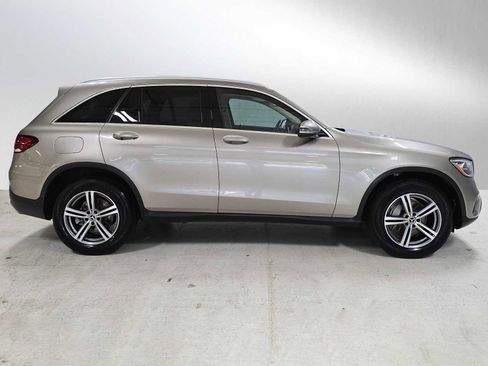 Used 2020 Mercedes-Benz GLC 300 4MATIC image 2