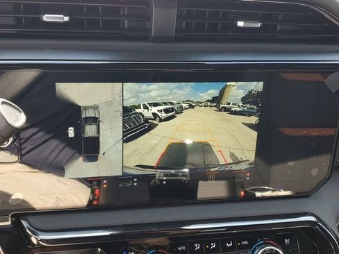 New 2026 GMC Sierra 2500 AT4 AWD/4WD image 23