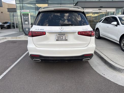 Used 2022 Mercedes-Benz GLS 450 4MATIC image 3