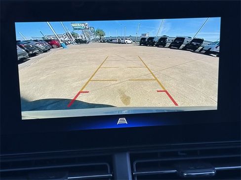 Used 2025 Chevrolet Trax RS w/ Sunroof Package image 18