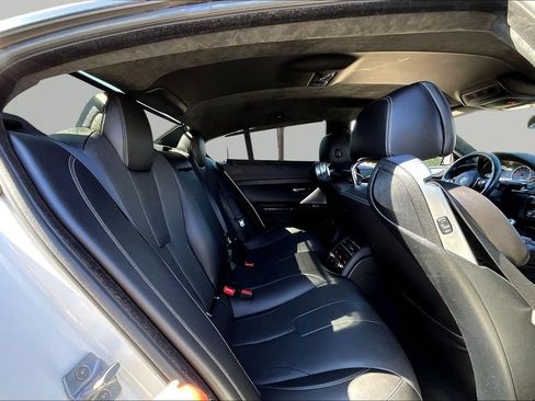 Used 2017 BMW M6 Gran Coupe RWD image 26