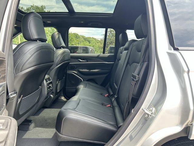 New 2026 Jeep Grand Cherokee Limited AWD/4WD image 5