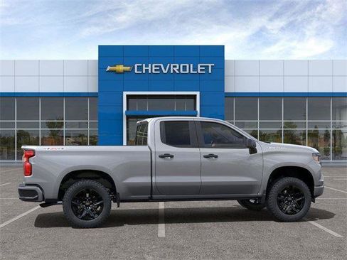 New 2025 Chevrolet Silverado 1500 Custom w/ LPO, Dark Essentials Package image 18