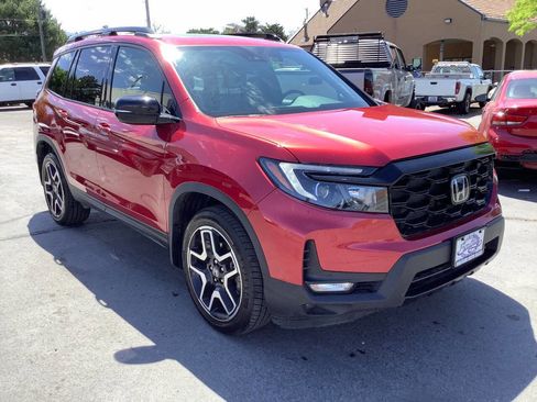 Used 2023 Honda Passport Elite image 7