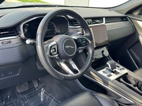Used 2022 Jaguar F-PACE S AWD/4WD image 40