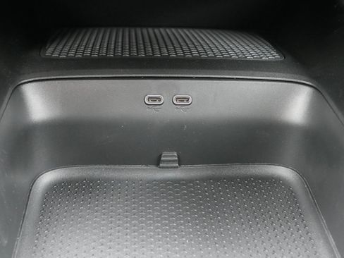 New 2025 Chevrolet Blazer EV LT image 17