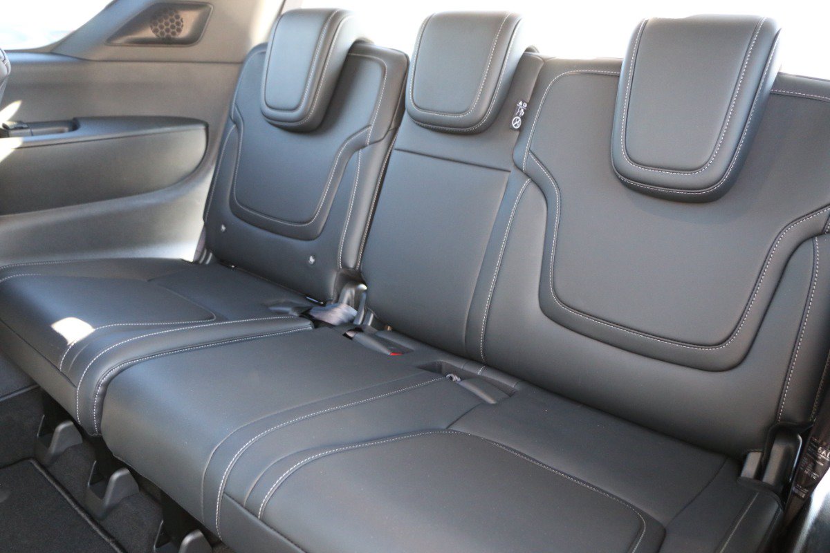 Used 2025 Nissan Armada PRO-4X w/ Pro-4X Premium Package AWD/4WD image 35