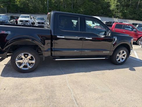 Used 2023 Ford F150 XLT w/ Equipment Group 302A High image 7