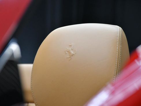 Used 2014 Ferrari California RWD image 7