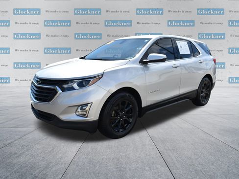 Used 2018 Chevrolet Equinox LT image 11