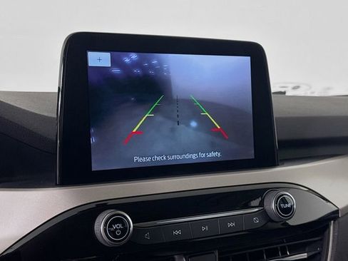 Certified 2022 Ford Escape SE w/ SE Sport Appearance Package image 14