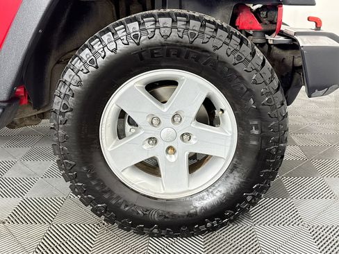 Used 2017 Jeep Wrangler Sport AWD/4WD image 25