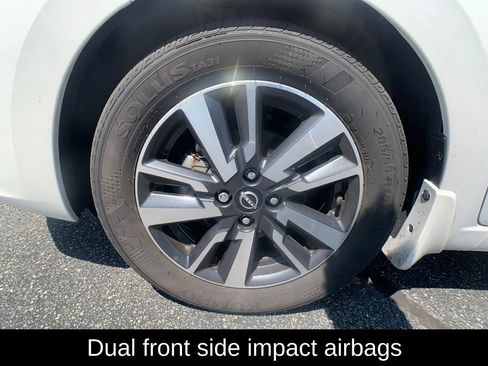 Used 2024 Nissan Versa SV w/ Trunk Package FWD image 11