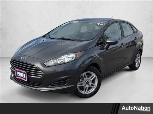 Used 2019 Ford Fiesta SE FWD image 1