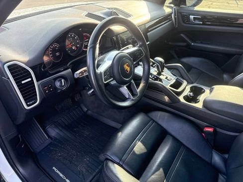 Used 2019 Porsche Cayenne AWD/4WD image 23