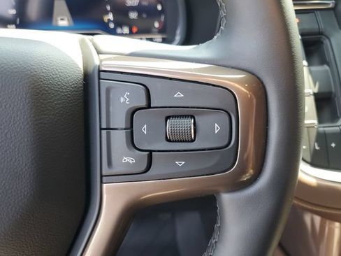 Certified 2023 Chevrolet Tahoe High Country w/ Premium Package AWD/4WD image 35