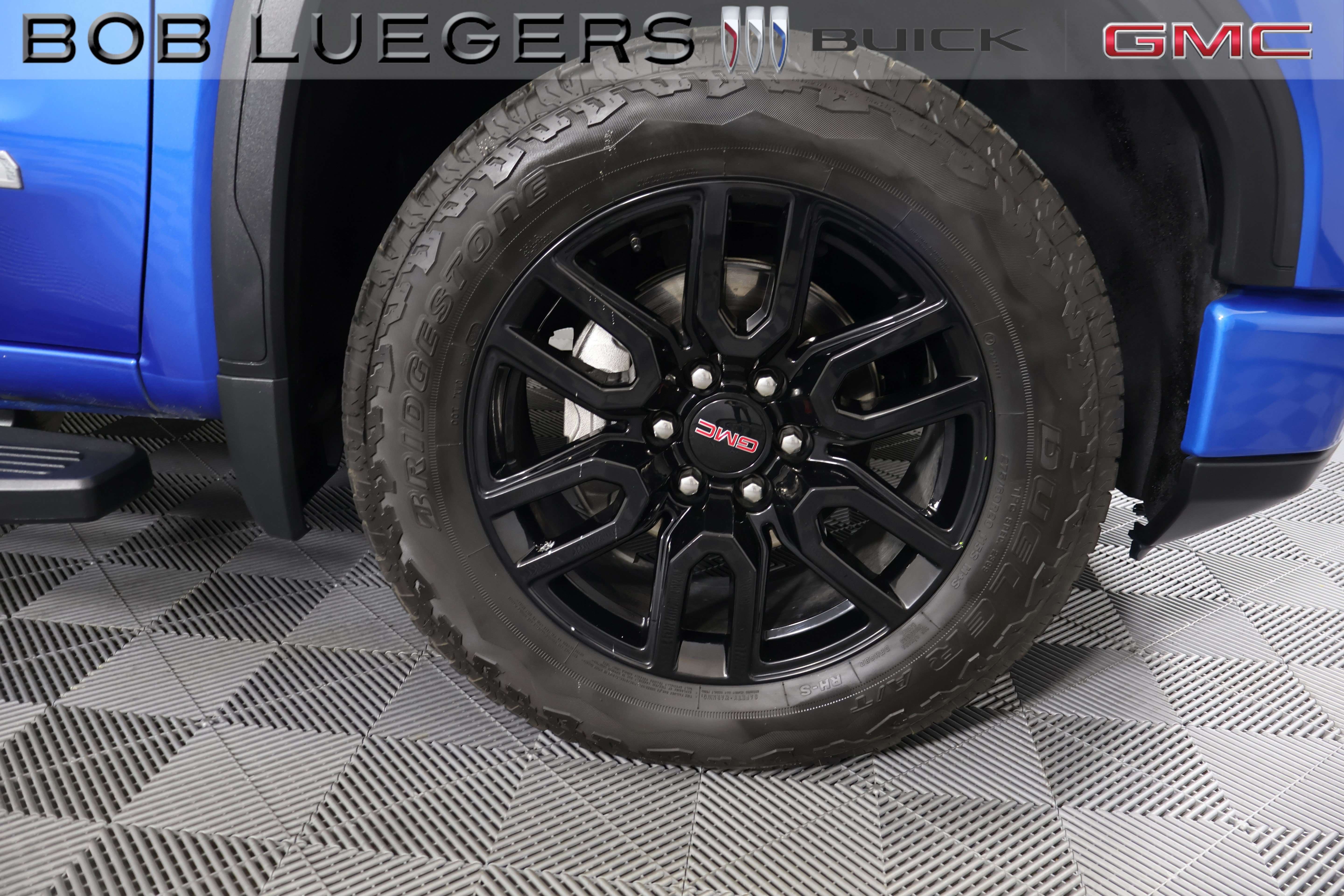 Certified 2024 GMC Sierra 1500 Elevation AWD/4WD image 3