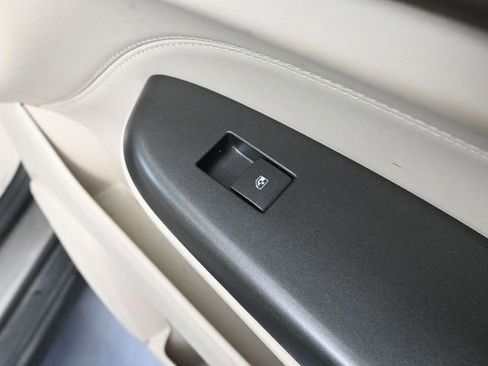 Used 2012 Cadillac SRX Premium image 48